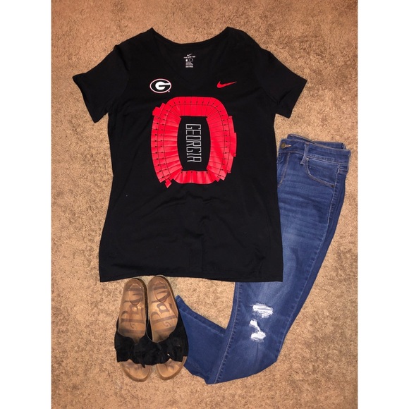Nike Tops - UGA Nike Tee
